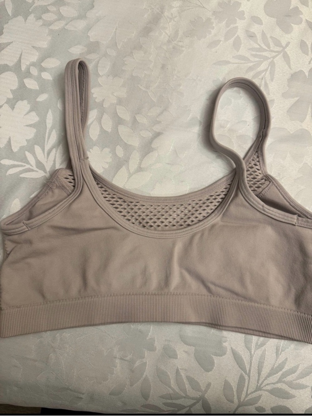 Victoria’s Secret VSX Seamless tan sports bra size Large EUC - Picture 3 of 5